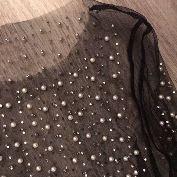 Sheer Mesh Pearl Top - Picture 6 of 6